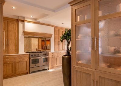 oak kitchen 12