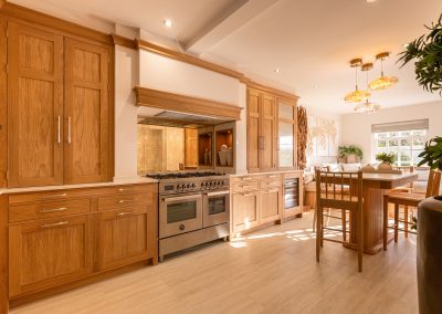 oak kitchen 13